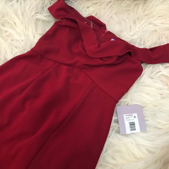 JS COLLECTIONS Off-The-Shoulder Sheath Dress - Picture 3 of 7